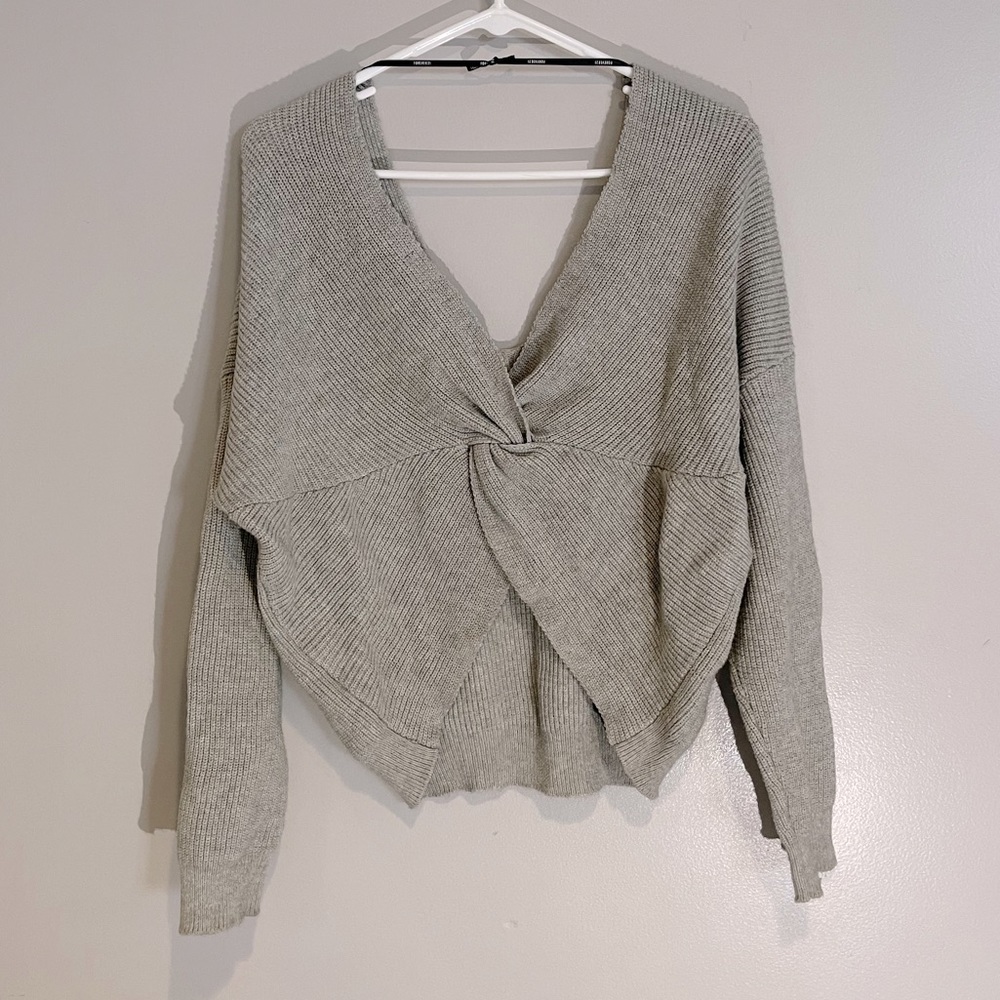 Forever 21 cross back sweater medium